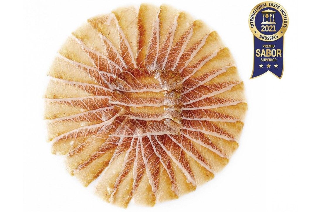 Carpaccio de ventresca de atún rojo salvaje ahumado al natural en baja combustión 2
